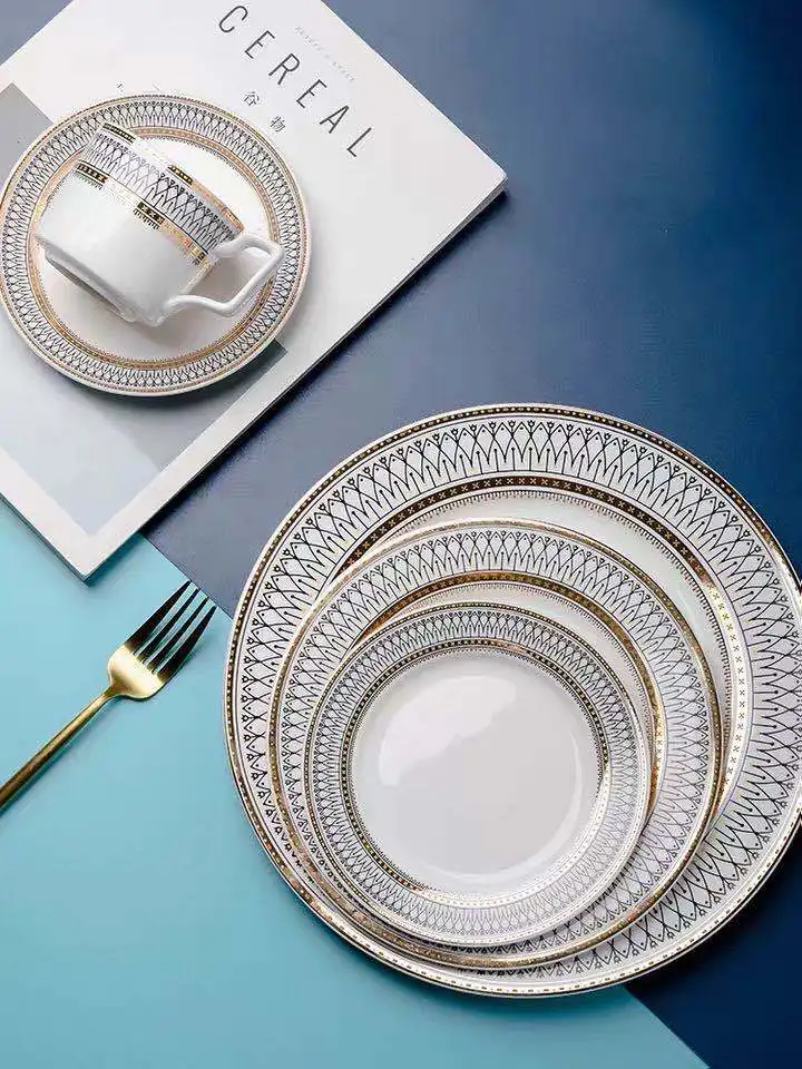 Nordic Dinnerware Set for Party - Image 4