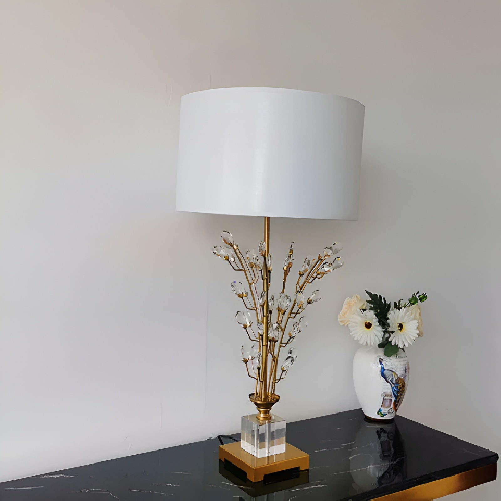 Gleaming Gold-Plated Table Lamp - Image 2