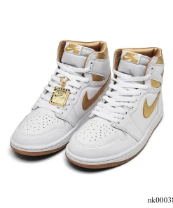 Alternative view of AJ 1 High OG Metallic Gold Shoes Sneakers - nk0003869