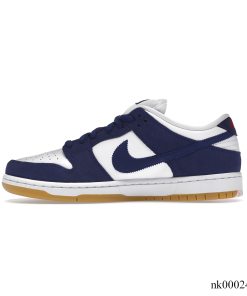 Alternative view of SB Dunk Low Los Angeles Dodgers Shoes Sneakers - nk0002400