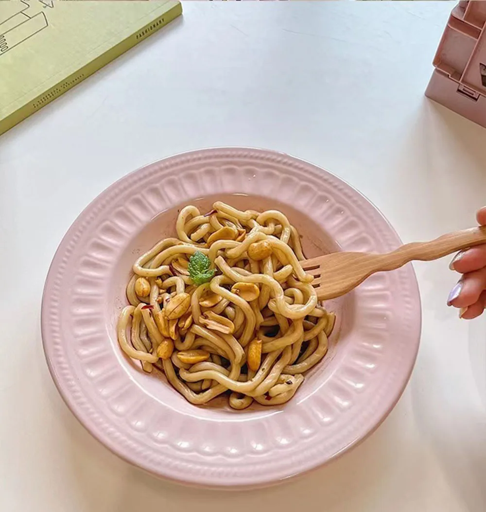 Nordic Embossed Straw Hat Plate Pink Ceramic Tableware - Image 3