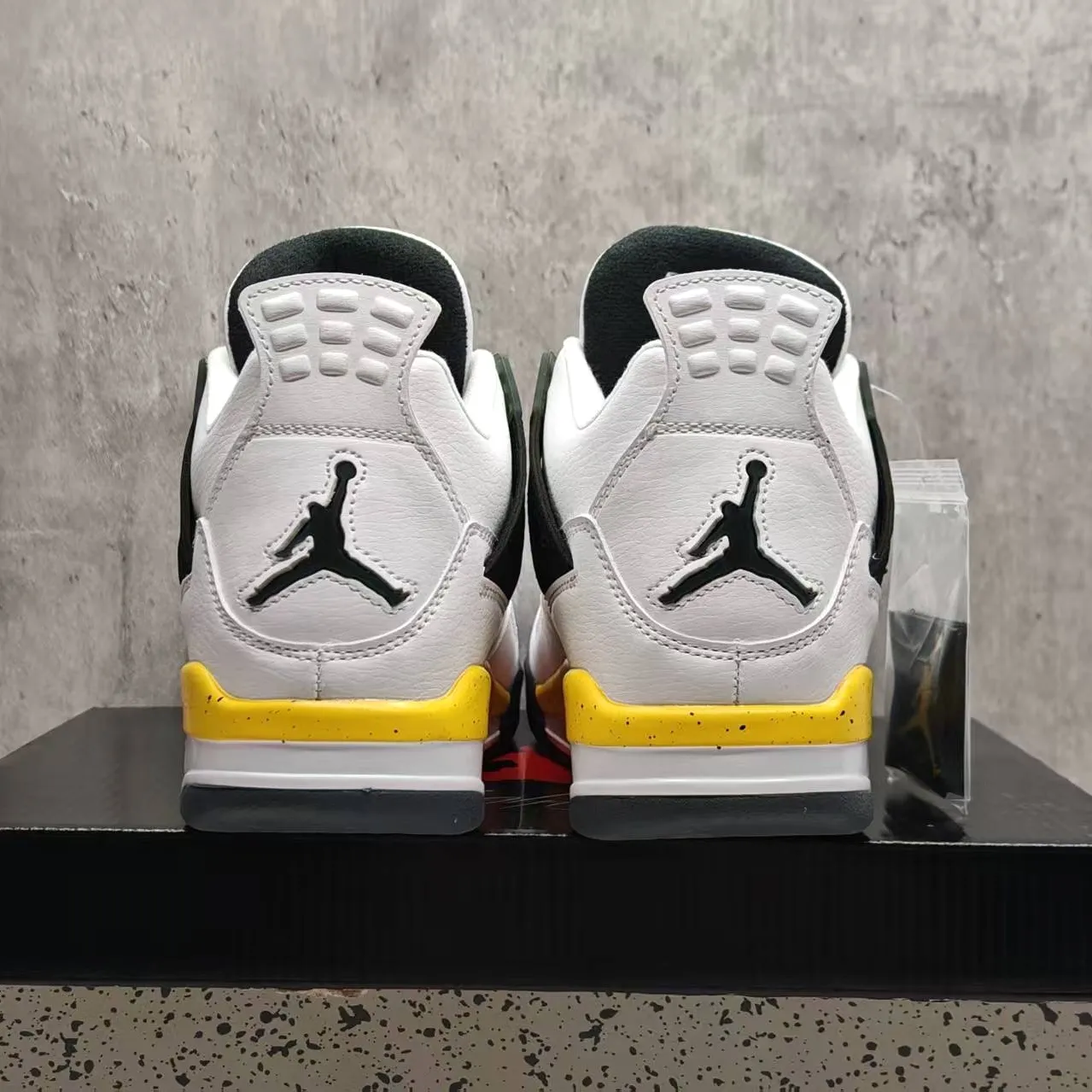 AJ 4 Tour Yellow (2026) Shoes Sneakers – nk0003475 - Image 10