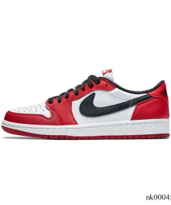 Alternative view of AJ 1 Low OG Chicago (2025) Shoes Sneakers – nk0004503