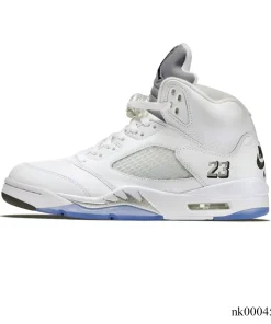 Alternative view of AJ 5 White Metallic (2026) Shoes Sneakers - nk0004576