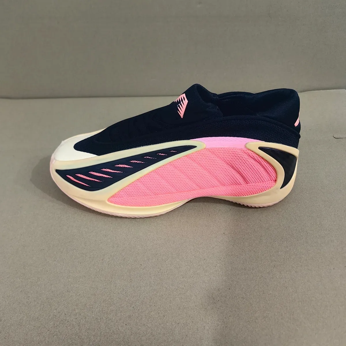 AE 2 With Love Shoes Sneakers - nk0004688 - Image 9