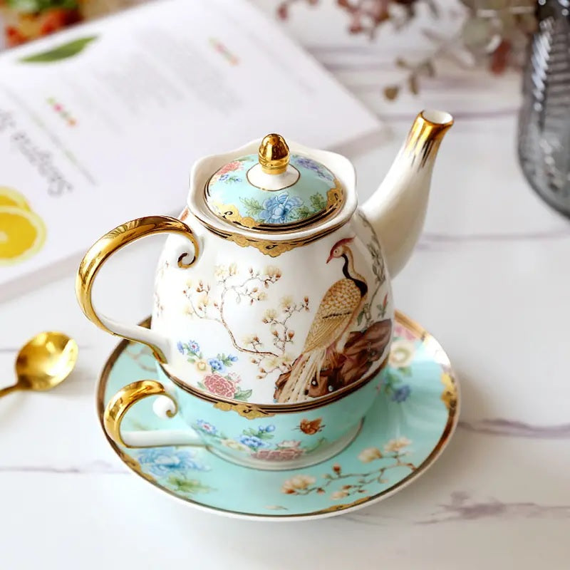 Elegantly Designed Ceramic Tea Set - Image 5