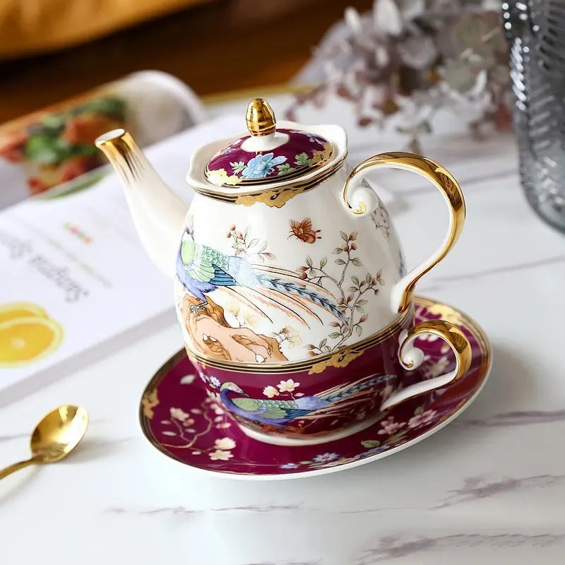 Elegantly Designed Ceramic Tea Set - Image 4